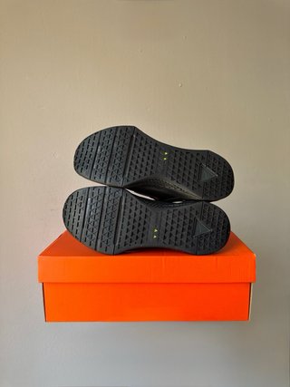 Nike Metcon 10 Triple Black Anthracite [38.5]