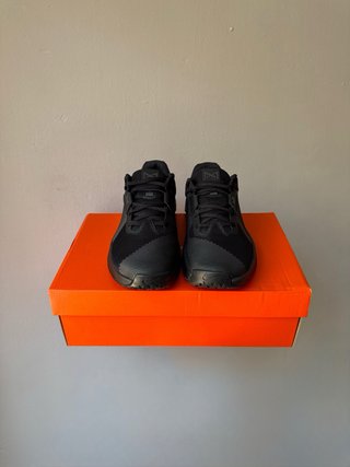 Nike Metcon 10 Triple Black Anthracite [38.5]
