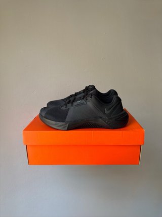 Nike Metcon 10 Triple Black Anthracite [38.5]