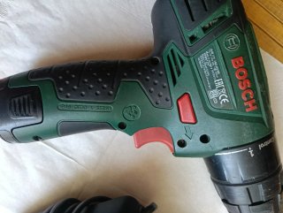 Mini atornillador Bosch+cargador.
