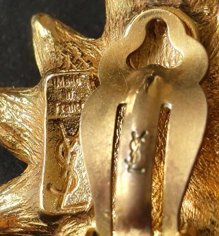 Pendientes Clip Yves Saint Laurent Flor Dorada