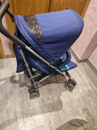 Silla de paseo Cybex azul