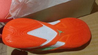 Zapatillas Jordan Talla 47 Naranja y Rosa