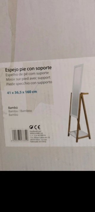 Espejo de pie , toallero, estante de baño nuevo