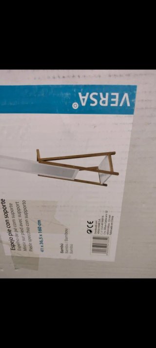 Espejo de pie , toallero, estante de baño nuevo