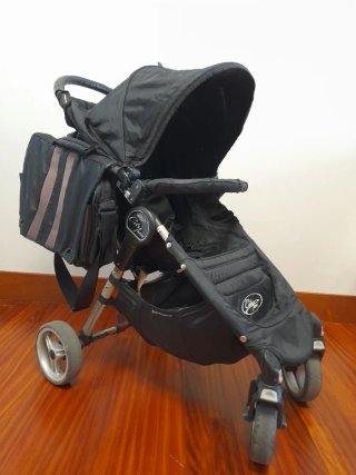 Silla y capazo Baby Jogger City Mini 4