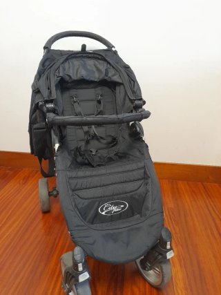 Silla y capazo Baby Jogger City Mini 4