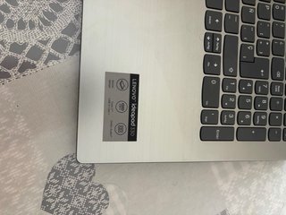 Ordenador Portátil Lenovo Ideapad 330