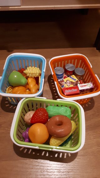 Cocinita de juguete de madera