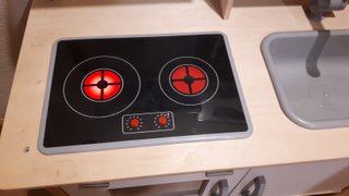 Cocinita de juguete de madera