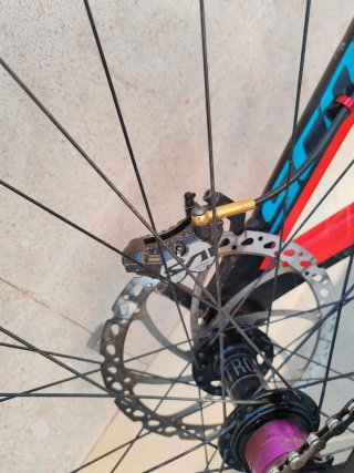 Bici DH Scott Gambler