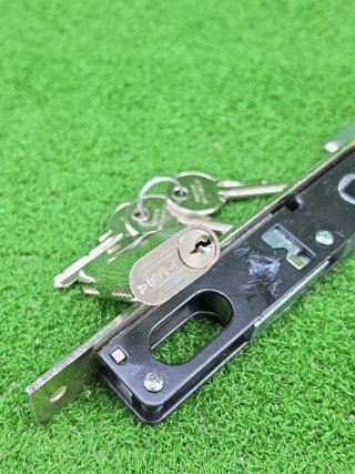 Cerradura Tesa Assa Abloy 222012NM