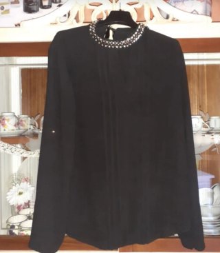 Camicetta donna nera con perline