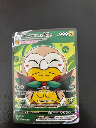 Carta Pokémon VCOS Rowlet Pikachu VCOS