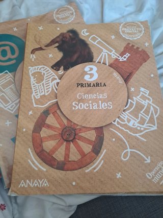 Ciencias Sociales 3.