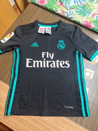 Equipación Real Madrid Talla 7/8