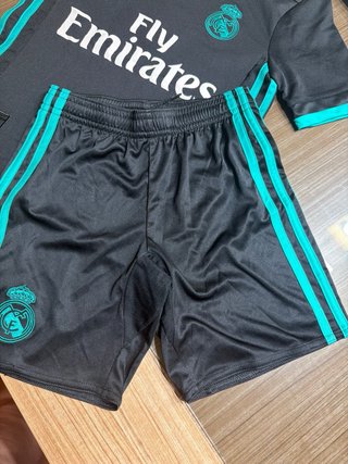 Equipación Real Madrid Talla 7/8