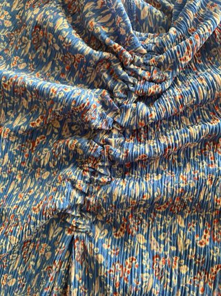 Vestido largo floral Mango