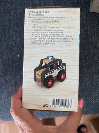 Coche de policía Playtive de madera
