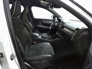 Volvo XC40 2.0 B3 G R-Design Auto