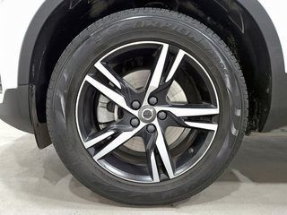 Volvo XC40 2.0 B3 G R-Design Auto