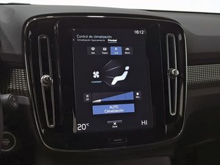 Volvo XC40 2.0 B3 G R-Design Auto