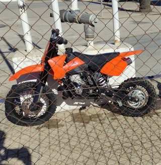 Se vende o se cambia x quad de bateria replica ktm