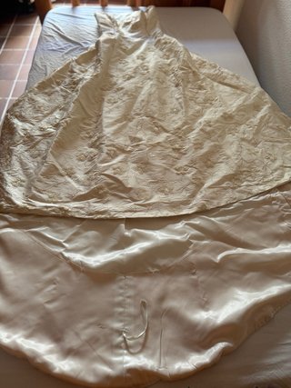 Vestido de novia beige talla 38