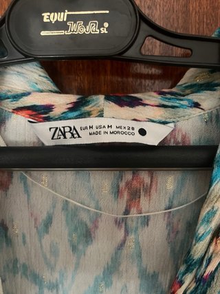 Camiseta Zara Estampada