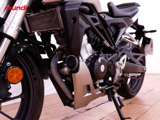 HONDA CB 125 R