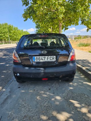 KIA Rio 2006