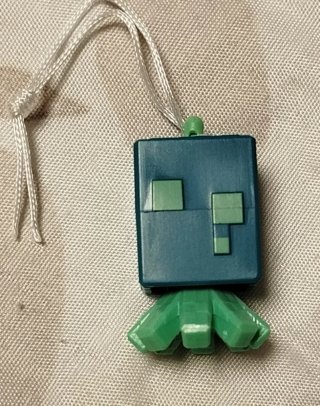 Figura Minecraft Kinder Joy