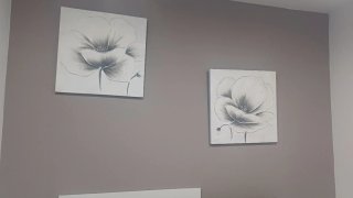 Cabecero y 2 mesitas de noche, cortinas y 2 cuadro