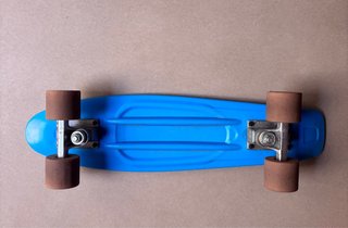 Monopatín Azul