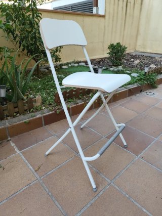 Taburete plegable blanco Ikea