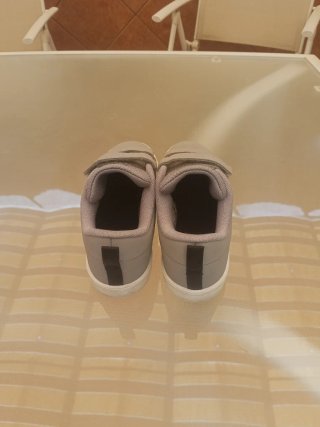 Zapatillas Adidas niño gris talla 34