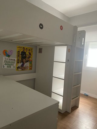 Litera Ikea con Escritorio y Armario. Negociable.