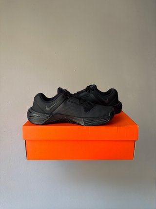Nike Metcon 10 Triple Black Anthracite [40]