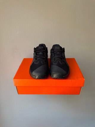 Nike Metcon 10 Triple Black Anthracite [40]