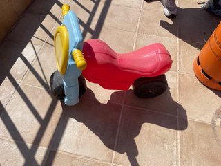 Moto de juguete para bebé