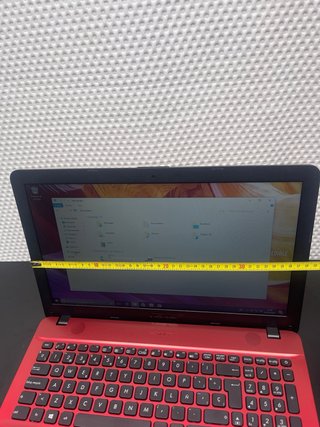 Portátil Asus i3 Rosso