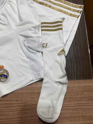 Equipación Real Madrid Talla 7/8 Original