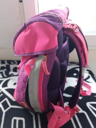 Mochila escolar Schulranzen morada y rosa