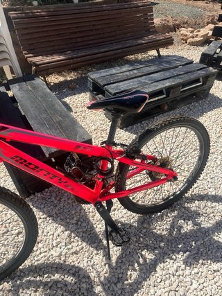 Bicicleta Monty 24ER rosa suspensión 3 platos
