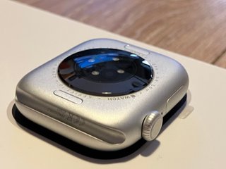 Apple Watch 10 42mm GPS Plata