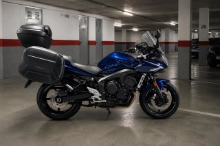 Yamaha FZ6 Facer Azul y Negra