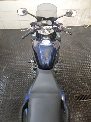 Yamaha FZ6 Fazer Azul y Negra