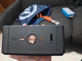 Altavoz Marshall emberton