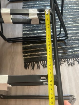 Estructura de silla metálica negra