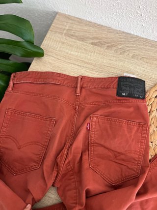 Levi's 511 W33 L32 Vaqueros Rojos